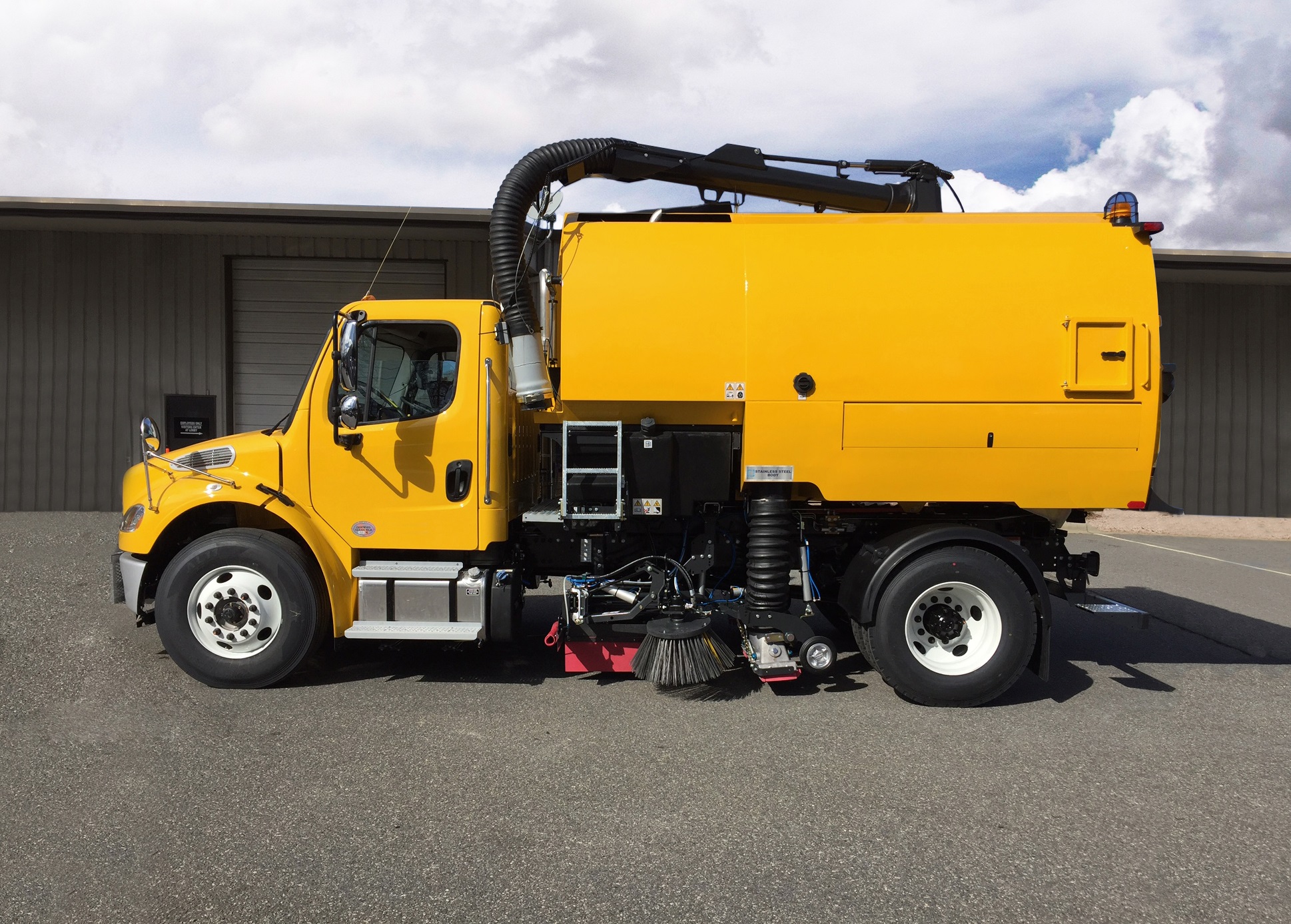 V80 - Truck Mounted Sweepers | Bucher Municipal | United States