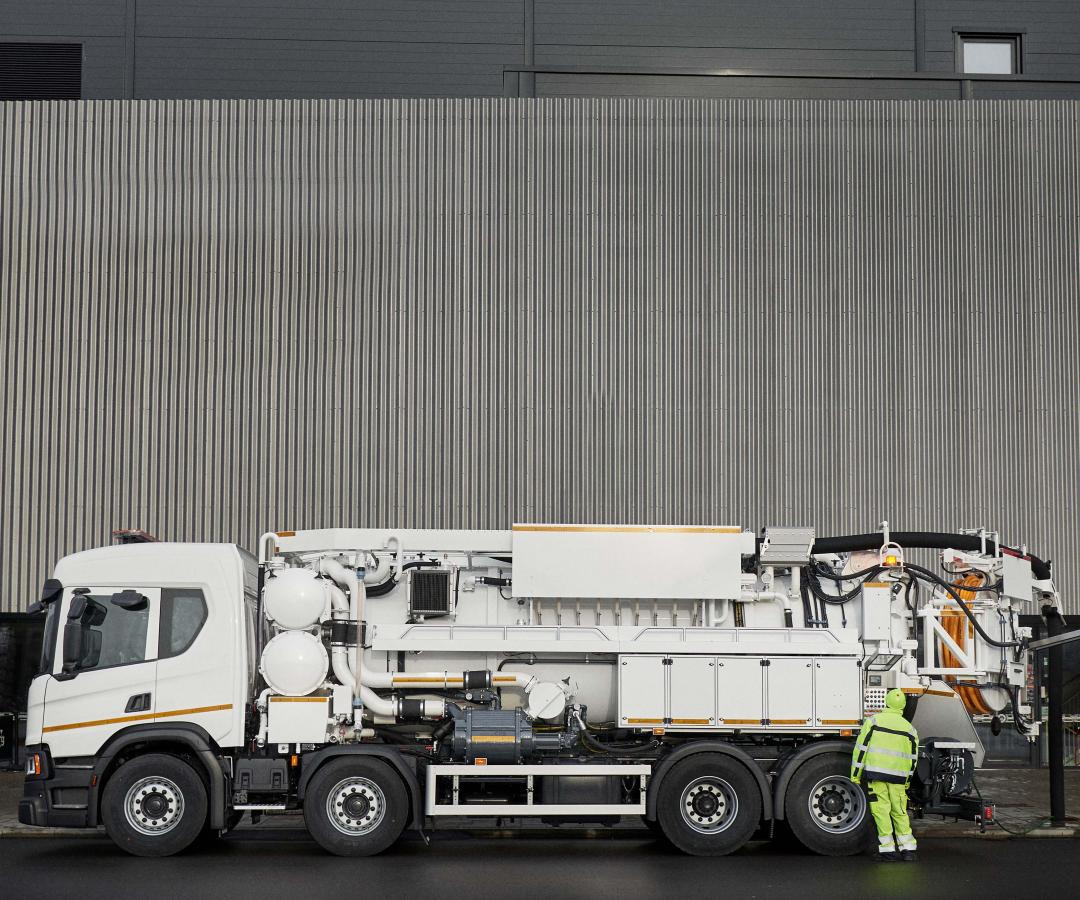 SuperRECycler® 414 Recycler sewer cleaning unit UK IE