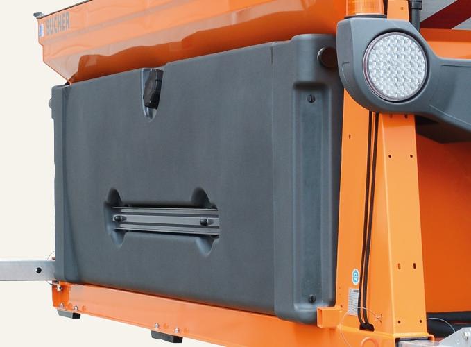 Side tanks