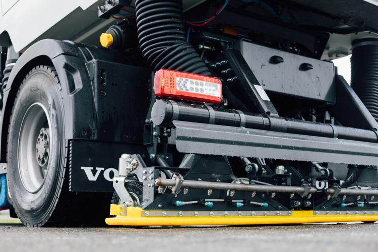 Rear Suction close up - V series 2024 Rear Suction close up - V series 2024