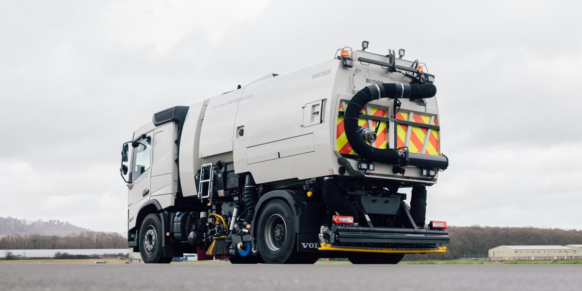 V80 Hero - V series 2024 V80 Hero - V series 2024