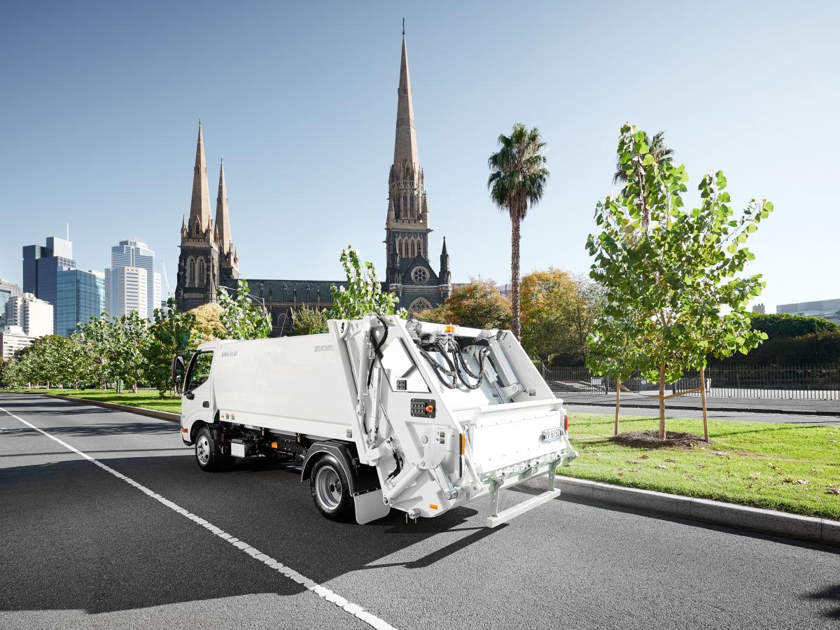 Sport Side Loader - Side loaders | Bucher Municipal