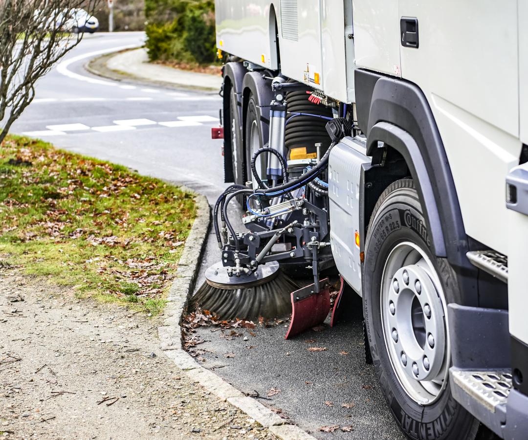 Road sweeper - Bucher XPowa V120